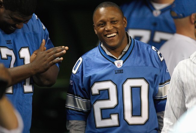DETROIT - DECEMBER 23:  Barry Sanders smiles from the sideline during the game between the Kansas City Chiefs and the Detroit Lions on December 23, 2007 at Ford Field in Detroit, Michigan. (Photo byGregory Shamus/Getty Images)