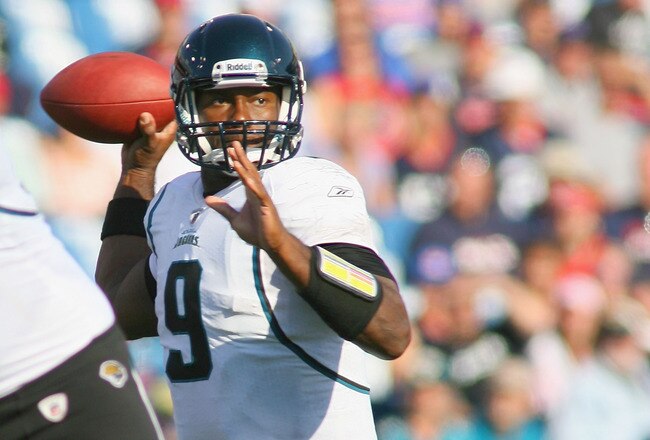 ORCHARD PARK, NY - OCTOBER 10: David Garrard #9 of the Jacksonville Jaguars passes against the Buffalo Bills at Ralph Wilson Stadium on October 10, 2010 in Orchard Park, New York. Jacksonville won 36-26. (Photo by Rick Stewart/Getty Images)