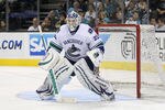 SAN JOSE, CA - SEPTEMBER 29:  Cory Schneider #35 of the Vancouver Canucks in action against the San Jose Sharks at HP Pavilion on September 29, 2011 in San Jose, California.  (Photo by Ezra Shaw/Getty Images)