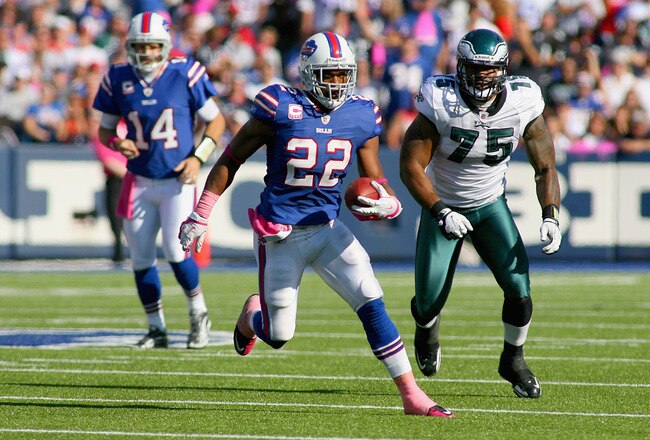 ORCHARD PARK, NY - OCTOBER 09:  Fred Jackson #22 of the Buffalo Bills runs against Juqua Parker #75 of the Philadelphia Eagles at Ralph Wilson Stadium on October 9, 2011 in Orchard Park, New York.Buffalo won 31-24.  (Photo by Rick Stewart/Getty Images)