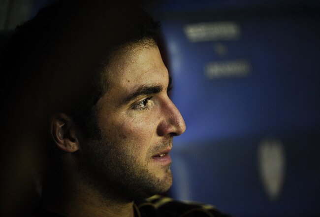 VALENCIA, SPAIN - SEPTEMBER 18:  Gonzalo Higuain of Real Madrid looks on prior the La Liga match between Levante UD and Real Madrid CF at Ciutat de Valencia Stadium on September 18, 2011 in Valencia, Spain. Levante UD won 1-0.  (Photo by David Ramos/Getty Images)