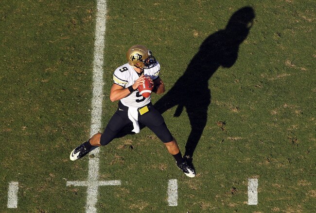 STANFORD, CA - OCTOBER 08:  Tyler Hansen #9 of the Colorado Buffaloes in action against the Stanford Cardinal at Stanford Stadium on October 8, 2011 in Stanford, California.  (Photo by Ezra Shaw/Getty Images)