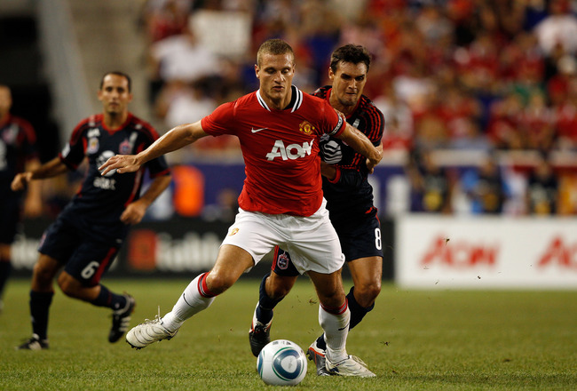 Manchester United vs. Liverpool: Vidic's Return Key to Man U Passing Road Test