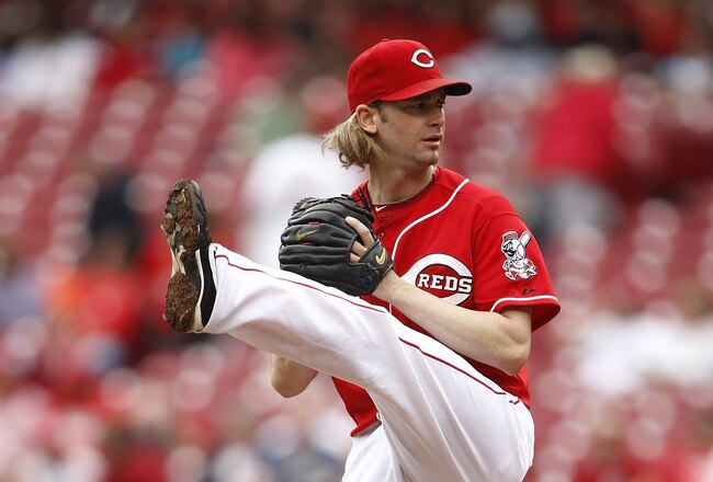 CINCINNATI, OH - SEPTEMBER 21:  Bronson Arroyo #61 of the Cincinnati Reds delivers the pitch during the game against the Houston Astros on September 21, 2011 at Great American Ball Park in Cincinnati, Ohio.  (Photo by John Grieshop/Getty Images)