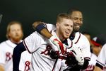 Giants_braves_baseball_236416_game_crop_150x100