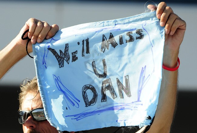 LAS VEGAS - OCTOBER 16:  A fan waves a sign after Dan Wheldon of England died of injuries after a fifteen car crash during the Las Vegas Indy 300 part of the IZOD IndyCar World Championships presented by Honda on October 16, 2011 at the Las Vegas Motor Speedway in Las Vegas, Nevada.  (Photo by Robert Laberge/Getty Images)