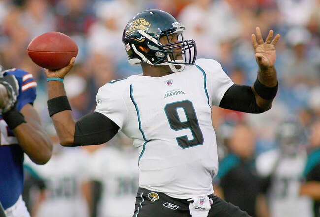 ORCHARD PARK, NY - AUGUST 27: David Garrard #9 of the Jacksonville Jaguars throws against the Jacksonville Jaguars at Ralph Wilson Stadium on August 27, 2011 in Orchard Park, New York.  (Photo by Rick Stewart/Getty Images)
