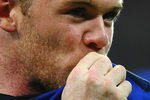 BUCHAREST, ROMANIA - OCTOBER 18: Wayne Rooney of Manchester United celebrates scoring from the penalty spot during the UEFA Champions League Group C match between FC Otelul Galati and Manchester United at the National Stadium on October 18, 2011 in Bucharest,, Romania.  (Photo by Laurence Griffiths/Getty Images)