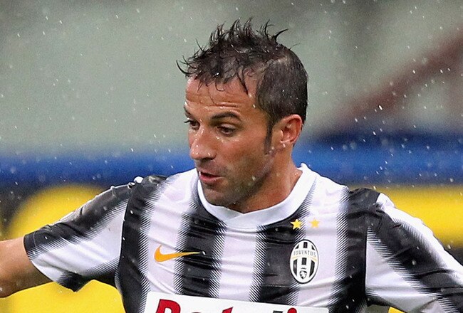 CATANIA, ITALY - SEPTEMBER 25:  Alesandro Del Piero of Juventus during the Serie A match between Catania Calcio and Juventus FC at Stadio Angelo Massimino on September 25, 2011 in Catania, Italy.  (Photo by Maurizio Lagana/Getty Images)