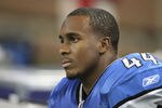 DETROIT - OCTOBER 16: Jahvid Best #44 of the Detroit Lions watches the action from the bench during the NFL game against the San Francisco 49ers at Ford Field on October 16, 2011 in Detroit, Michigan. The 49ers defeated the Lions 25-19.  (Photo by Leon Halip/Getty Images)