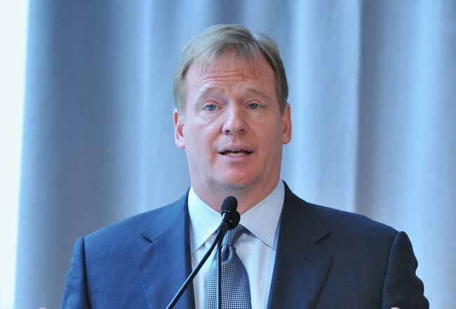 NEW YORK, NY - SEPTEMBER 27:  NFL Commissioner Roger Goodell attends the 2014 New York/New Jersey Super Bowl Host Company Press Conference at The Modern Restaurant at MOMA on September 27, 2011 in New York City.  (Photo by Slaven Vlasic/Getty Images for 2014 New York/New Jersey Super Bowl Host Company Press Conference)