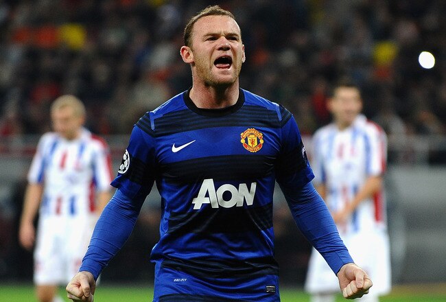 BUCHAREST, ROMANIA - OCTOBER 18:  Wayne Rooney of Manchester United celebrates scoring from the penalty spot during the UEFA Champions League Group C match between FC Otelul Galati and Manchester United at the National Stadium on October 18, 2011 in Bucharest,, Romania.  (Photo by Laurence Griffiths/Getty Images)