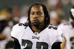 PHILADELPHIA, PA - AUGUST 25:  Asante Samuel #22 of the Philadelphia Eagles looks on after their pre season game against the Cleveland Browns on August 25, 2011 at Lincoln Financial Field in Philadelphia, Pennsylvania.  (Photo by Jim McIsaac/Getty Images)