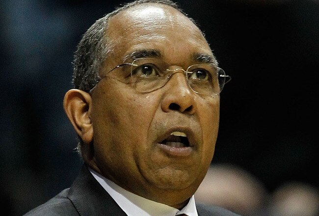 MILWAUKEE - MARCH 19:  Head coach Tubby Smith of the Minnesota Golden Gophers looks on in the first half during the first round of the 2010 NCAA men's basketball tournament against the Xavier Musketeers at the Bradley Center on March 19, 2010 in Milwaukee, Wisconsin.  (Photo by Jonathan Daniel/Getty Images)