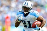 NASHVILLE, TN - SEPTEMBER 18:  Javon Ringer #21 of the Tennessee Titans runs against the Baltimore Ravens at LP Field on September 18, 2011 in Nashville, Tennessee. Tennessee won 26-13.  (Photo by Grant Halverson/Getty Images)