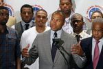 Derek-fisher-billy-hunter-2011-9-14-9-31-51_crop_150x100