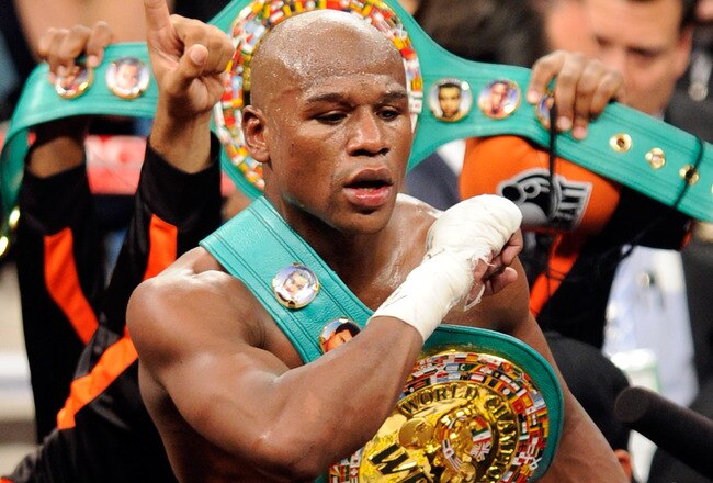LAS VEGAS, NV - SEPTEMBER 17:  Floyd Mayweather Jr. celebrates his fourth-round knockout of Victor Ortiz to win the WBC welterweight title September 17, 2011 in Las Vegas, Nevada.  (Photo by Ethan Miller/Getty Images)