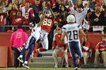 KANSAS CITY, MO - OCTOBER 31:  Wide receiver Jonathan Baldwin #89 of the Kansas City Chiefs pulls in a 39-yard touchdown pass against the San Diego Chargers during the first quarter on October 31, 2011 at Arrowhead Stadium in Kansas City, Missouri.  (Photo by Peter Aiken/Getty Images)