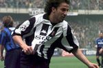 9798_vs_inter_crop_150x100