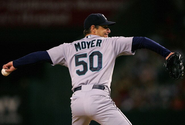 ANAHEIM, CA - AUGUST 17:  Jamie Moyer #50 of the Seattle Mariners pitches during the game with the Los Angeles Angels of Anaheim on August 17, 2006 at Angel Stadium in Anaheim, California. The Angels won 2-5. (Photo by Stephen Dunn/Getty Images)
