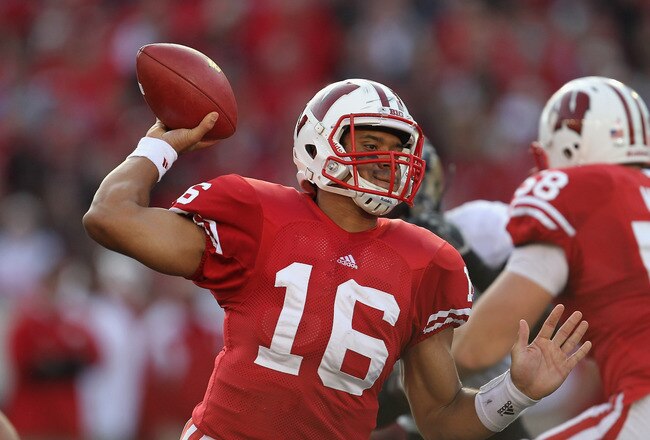 MADISON, WI - NOVEMBER 05: Russell Wilson #16 of the Wisconsin Badgers throws a pass against the Purdue Boilermakers at Camp Randall Stadium on November 5, 2011 in Madison Wisconsin. Wisconsin defeated Purdue 62-17. (Photo by Jonathan Daniel/Getty Images)