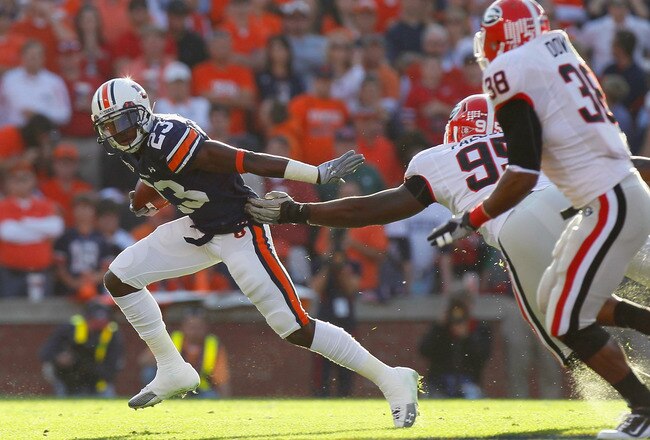 AUBURN, AL - NOVEMBER 13:  Onterio McCalebb #23 of the Auburn Tigers against the Georgia Bulldogs at Jordan-Hare Stadium on November 13, 2010 in Auburn, Alabama.  (Photo by Kevin C. Cox/Getty Images)
