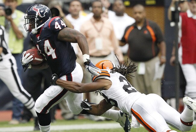 Ben Tate running all over the Browns