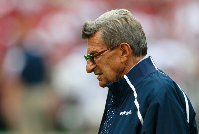 TUSCALOOSA, AL - SEPTEMBER 11:  Head coach Joe Paterno of the Penn State Nittany Lions during warmups before facing the Alabama Crimson Tide at Bryant-Denny Stadium on September 11, 2010 in Tuscaloosa, Alabama.  (Photo by Kevin C. Cox/Getty Images)