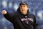 Mike-leach-c861b202bf393190_large_crop_150x100