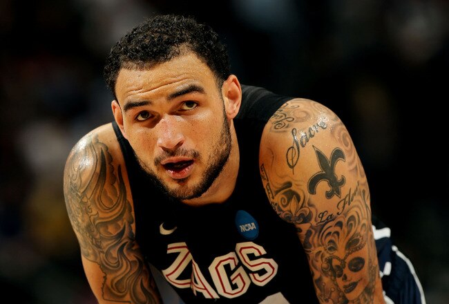 DENVER, CO - MARCH 19:  Robert Sacre #00 of the Gonzaga Bulldogs looks on against the Brigham Young Cougars during the third round of the 2011 NCAA men's basketball tournament at Pepsi Center on March 19, 2011 in Denver, Colorado.  (Photo by Doug Pensinger/Getty Images)