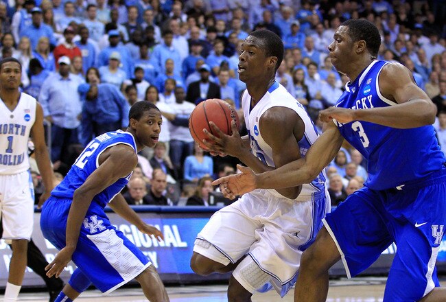 NEWARK, NJ - MARCH 27:  Harrison Barnes #40 of the North Carolina Tar Heels in action against Terrence Jones #3 of the Kentucky Wildcats during the east regional final of the 2011 NCAA men's basketball tournament at Prudential Center on March 27, 2011 in Newark, New Jersey.  (Photo by Chris Trotman/Getty Images)