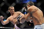 DALLAS - SEPTEMBER 19:  UFC fighter Vitor Belfort (R) battles UFC fighter Rich Franklin (L) during their Catch weight bout at UFC 103: Franklin vs. Belfort at the American Airlines Center on September 19, 2009 in Dallas, Texas.  (Photo by Jon Kopaloff/Getty Images)
