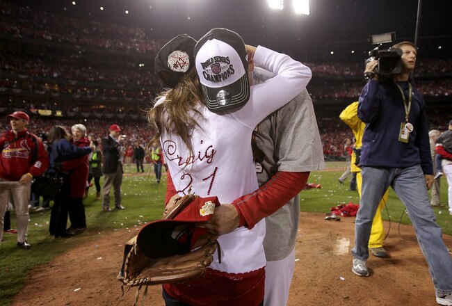 ST LOUIS, MO - OCTOBER 28:  Allen Craig #21 of the St. Louis Cardinals celebrates after defeating the Texas Rangers 6-2 to win Game Seven of the MLB World Series at Busch Stadium on October 28, 2011 in St Louis, Missouri.  (Photo by Ezra Shaw/Getty Images)