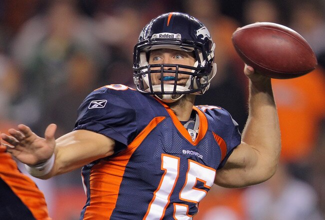 DENVER, CO - NOVEMBER 17:  Tim Tebow #15 of the Denver Broncos throws a pass in the first quarter against the New York Jets at Invesco Field at Mile High on November 17, 2011 in Denver, Colorado.  (Photo by Doug Pensinger/Getty Images)