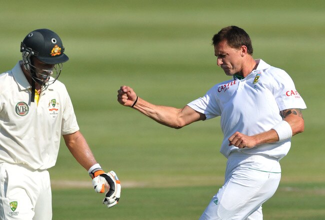 JOHANNESBURG, SOUTH AFRICA - NOVEMBER 18:  Dale Steyn of South Africa celebrates the wicket of Michael Hussey of Australia for 20 runs during day 2 of the 2nd Test match between South Africa and Australia at Bidvest Wanderers on November 18, 2011 in Johannesburg, South Africa. (Photo by Duif du Toit/Gallo Images/Getty Images)