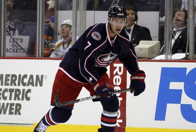 COLUMBUS, OH - OCTOBER 07:  Jeff Carter #7 of the Columbus Blue Jackets skates against the Nashville Predators during the game at Nationwide Arena on October 7, 2011 in Columbus, Ohio.  (Photo by Justin K. Aller/Getty Images)