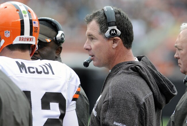 CLEVELAND, OH - NOVEMBER 13: Head coach Pat Shurmur talks with quarterback Colt McCoy #12 of the Cleveland Browns during the first quarter against the St. Louis Rams at Cleveland Browns Stadium on November 13, 2011 in Cleveland, Ohio. (Photo by Jason Miller/Getty Images)