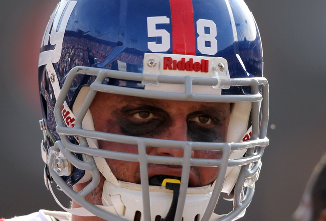 SAN FRANCISCO, CA - NOVEMBER 13:  Mark Herzlich #58 of the New York Giants warms up before their game against the San Francisco 49ers at Candlestick Park on November 13, 2011 in San Francisco, California.  (Photo by Ezra Shaw/Getty Images)
