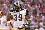 GLENDALE, AZ - NOVEMBER 06:  Runningback Steven Jackson #39 of the St. Louis Rams during the NFL game against the Arizona Cardinals at the University of Phoenix Stadium on November 6, 2011 in Glendale, Arizona. The Cardinals defeated the Rams 19-13 in overtime.  (Photo by Christian Petersen/Getty Images)
