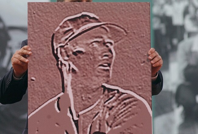 BOSTON - JULY 22:  A plaque honors Ted Williams during the Ted Williams tribute on July 22, 2002 at Fenway Park in Boston, Massachusetts. The public was invited to the park to honor Williams who died July 5, 2002. (Photo by Darren McCollester/Getty Images)