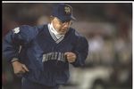 30 Nov 1996: Notre Dame Fighting Irish head coach Lou Holtz looks on during a game against the USC Trojans at the Coliseum in Los Angeles, California. USC won the game, 27-20.