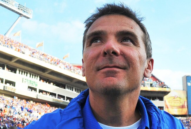 TAMPA, FL - JANUARY 1:  Coach Urban Meyer of the Florida Gators leaves the field after play against the Penn State Nittany Lions January 1, 2010 in the 25th Outback Bowl at Raymond James Stadium in Tampa, Florida.  (Photo by Al Messerschmidt/Getty Images)