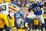 Nfl_u_suh-ejected_mb_576_crop_150x100
