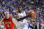 LEXINGTON, KY - NOVEMBER 23:  Terrence Jones #3 of the Kentucky Wildcats drives to the basket during the game against the Radford Highlanders at Rupp Arena on November 23, 2011 in Lexington, Kentucky.  (Photo by Andy Lyons/Getty Images)