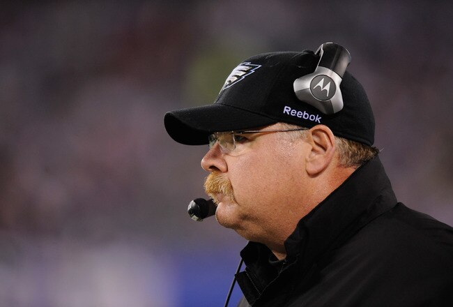 EAST RUTHERFORD, NJ - NOVEMBER 20:  Head coach Andy Reid of the Philadelphia Eagles looks on as he coaches against the New York Giants at MetLife Stadium on November 20, 2011 in East Rutherford, New Jersey.  (Photo by Patrick McDermott/Getty Images)
