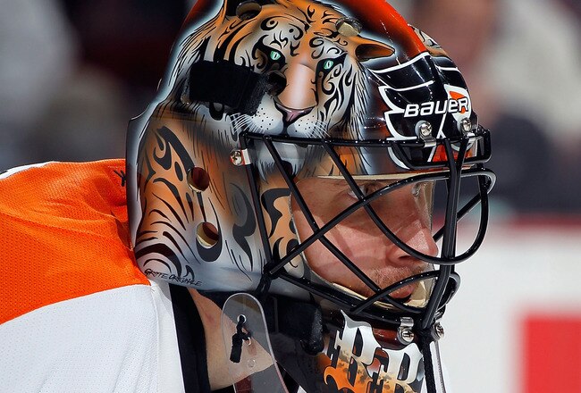 PHILADELPHIA, PA - NOVEMBER 17:  Goalie Ilya Bryzgalov #30 of the Philadelphia Flyers watches the play during an NHL hockey game against the Phoenix Coyotes at Wells Fargo Center on November 17, 2011 in Philadelphia, Pennsylvania. The Flyers won 2-1.  (Photo by Paul Bereswill/Getty Images)