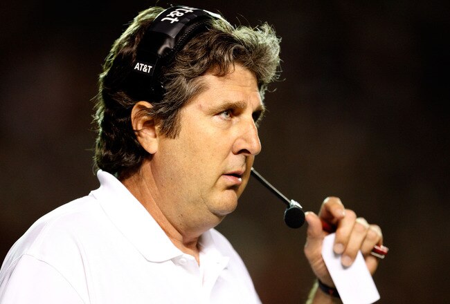 LUBBOCK, TX - NOVEMBER 01:  Head coach Mike Leach of the Texas Tech Red Raiders coaches from the sidelines during the game against  the Texas Longhorns on November 1, 2008 at Jones Stadium in Lubbock, Texas.  (Photo by Jamie Squire/Getty Images)