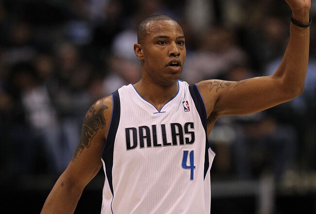 DALLAS, TX - DECEMBER 15:  Forward Caron Butler #4 of the Dallas Mavericks at American Airlines Center on December 15, 2010 in Dallas, Texas. NOTE TO USER: User expressly acknowledges and agrees that, by downloading and or using this photograph, User is consenting to the terms and conditions of the Getty Images License Agreement.  (Photo by Ronald Martinez/Getty Images)