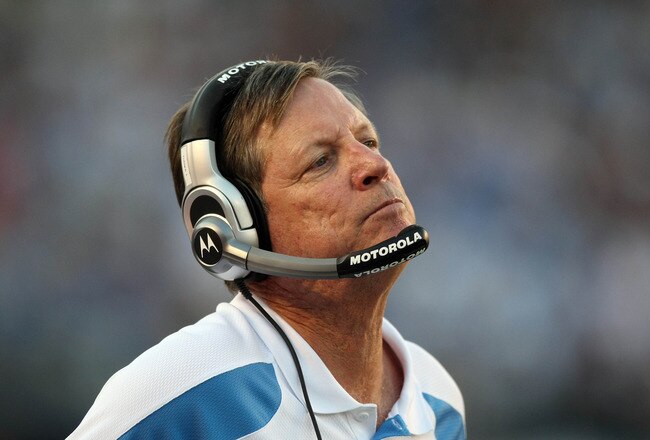 SAN DIEGO, CA - NOVEMBER 27:  Head Coach Norv Turner of the San Diego Chargers looks on from the sidelines against the Denver Broncos during their NFL Game on November 27, 2011 at Qualcomm Stadium in San Diego, California. The Broncos won 16-13 in overtime. (Photo by Donald Miralle/Getty Images)
