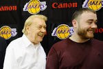 EL SEGUNDO, CA - MAY 31:  Mike Brown, (L) the new head coach for the Los Angeles Lakers, shares a laugh with owner Jerry Buss (C) and Buss' sons Jesse Buss after Brown's introductory news conference at the team's training facility on May 31, 2011 in El Segundo, California. Brown replaces Lakers coach Phil Jackson, who retired at the end of this season.  (Photo by Kevork Djansezian/Getty Images)